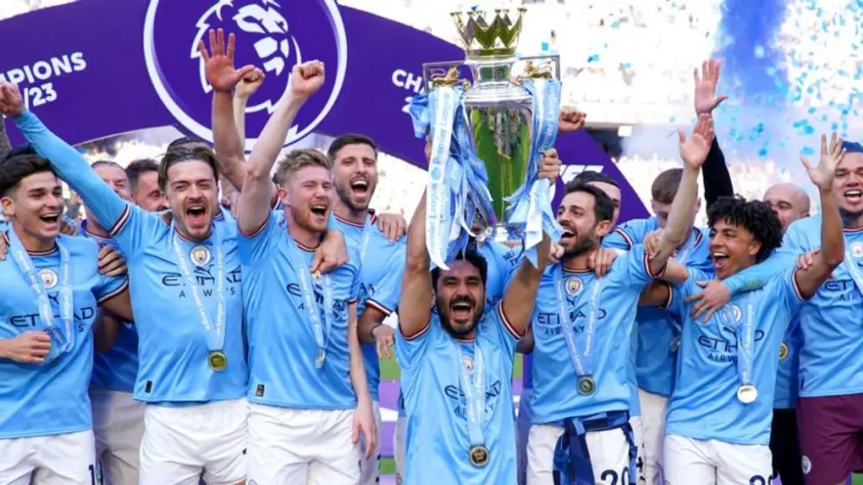 Manchester City vence al Chelsea y celebra otro título de la Premier League