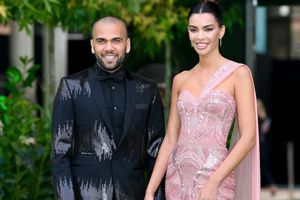 Dani Alves escribe carta emotiva a Joana Sanz: "Lamento tu decisión"