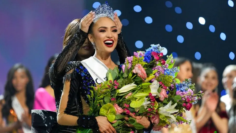 Miss Universo: R’Bonney Gabriel renunció a la corona de MIss USA