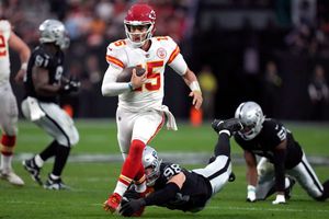 NFL: Kansas City vencen a los Raiders y aseguran liderato en la Conferencia Americana