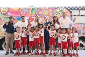 Patricia Lobeira Rodríguez inaugura Museo Itinerante de Michou y Mau