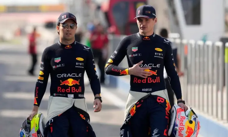 Max Verstappen dejó a un lado a Checo Pérez de su escudería ideal: 'Me quedaría con Fernando Alonso'