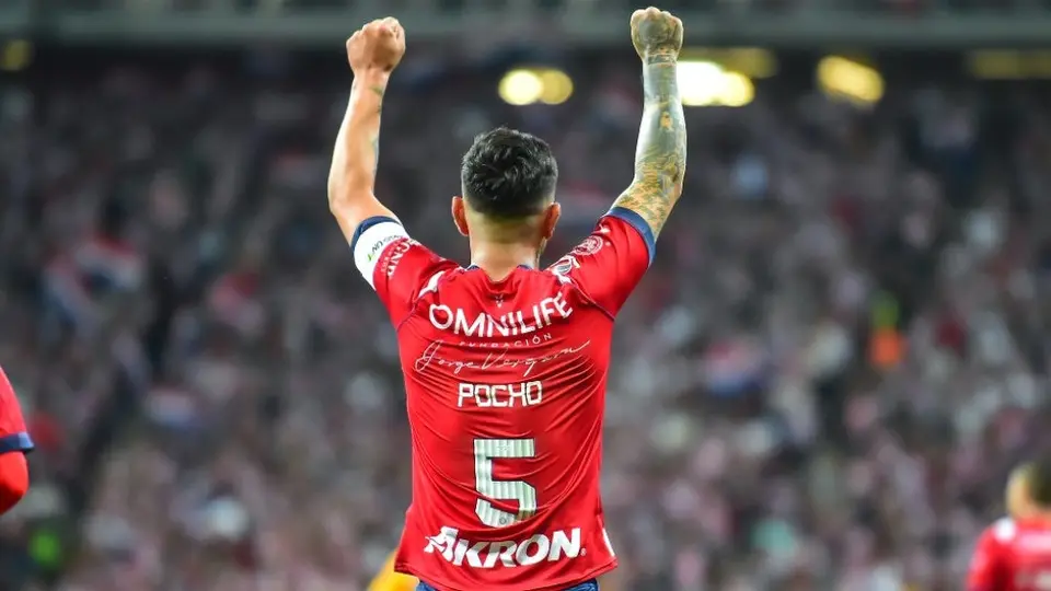'Pocho' Guzmán invita a Érick Gutiérrez a jugar con Chivas