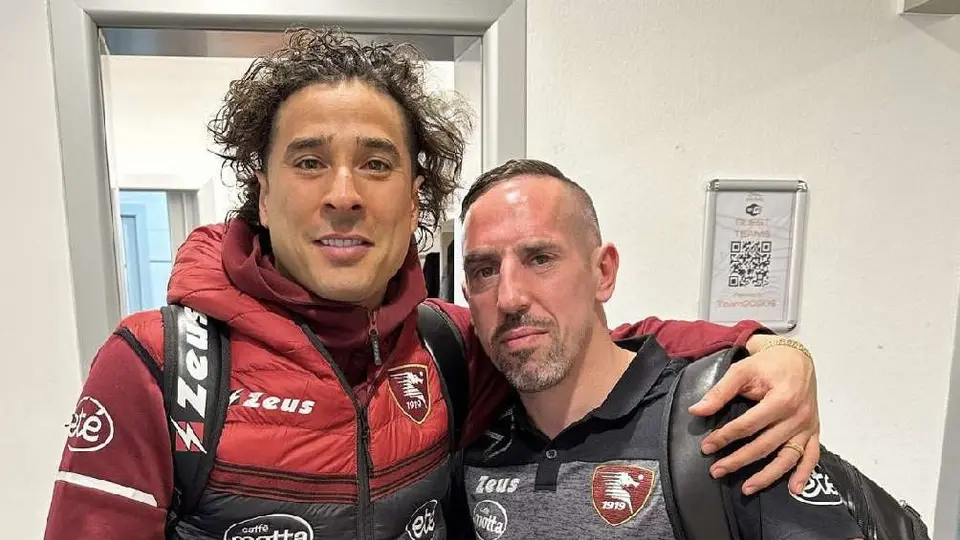 Guillermo Ochoa presumió su gran amistad con Franck Ribéry: "Hermano te amo"