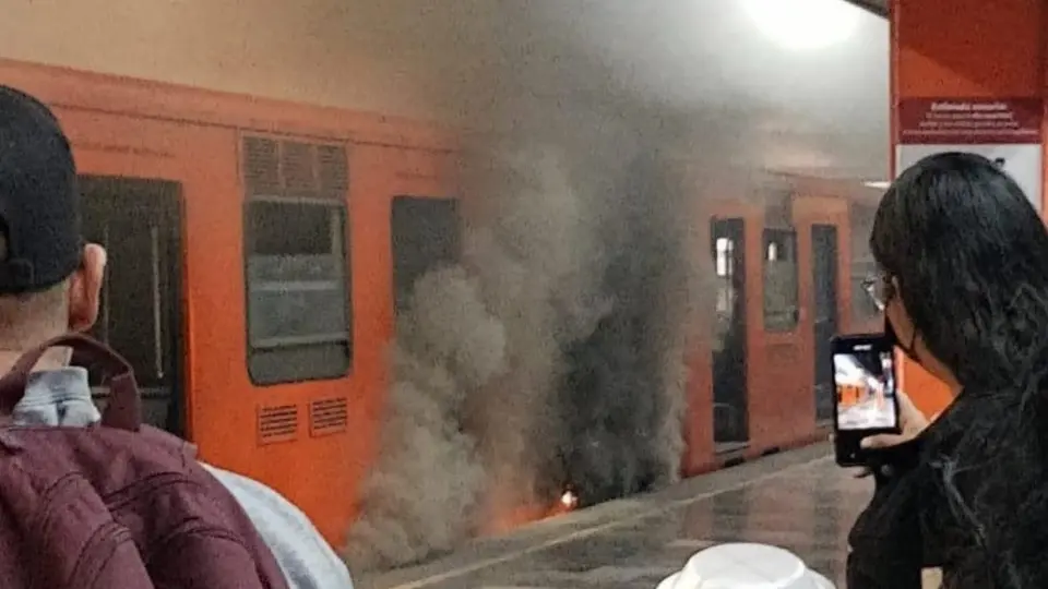 Metro CDMX: Vagón de línea 5 se incendia en la estación de Politécnico
