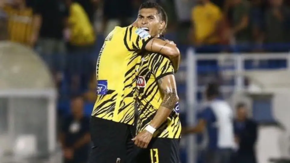 Orbelín Pineda: Marcó un golazo para la victoria de AEK Atenas sobre Volos