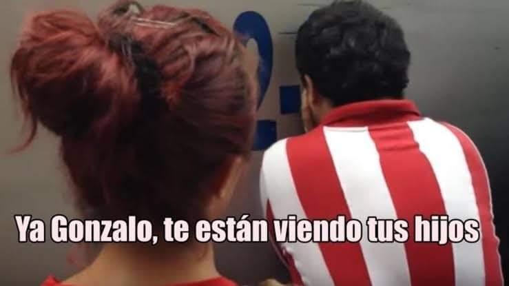 TWITTER @ChivasShitPost