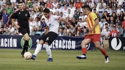 Jehu Chiapas cayó ante el Sant Andreu y el Salamanca no logró ascender