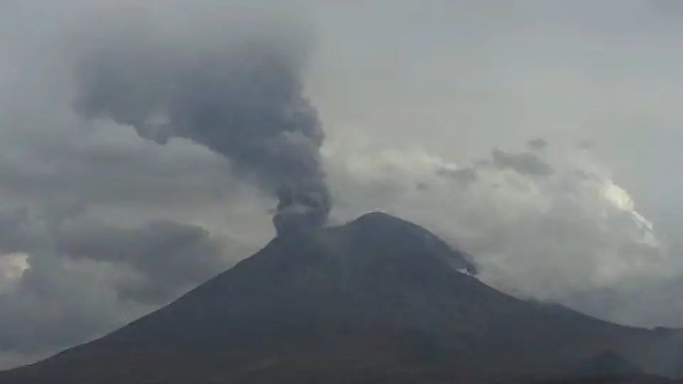 Claudia Sheinbaum alertó sobre caída de ceniza en CDMX por el Popocatépetl