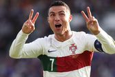 Cristiano Ronaldo celebra su partido 200 con Portugal anotando de último minuto ante Islandia