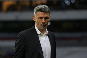 Tano Ortiz: Periodista se confunde y pregunta por jugadores del Atlas; así reaccionó el DT de América