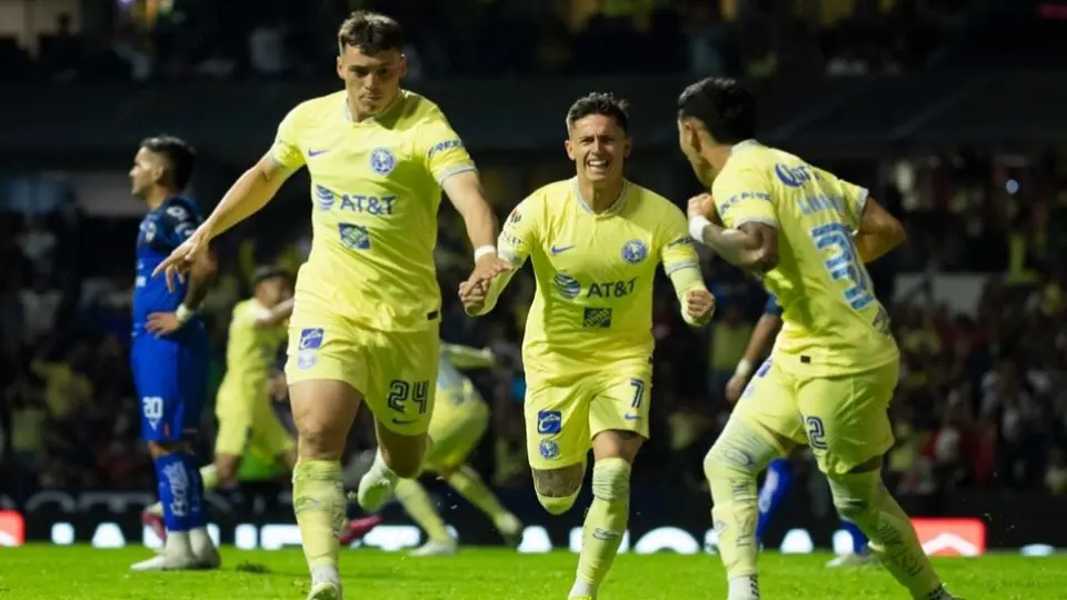 Las Águilas vuelan alto y derrotan a Rayados en un partidazo en el Azteca