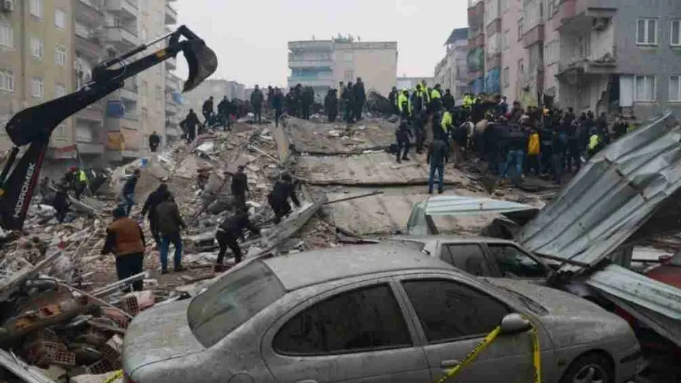 Turquía: Nuevo terremoto de magnitud 6.4 volvió a sacudir al país