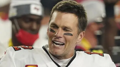 Tom Brady: ¿Qué sigue para TB12 tras su retiro de la NFL?