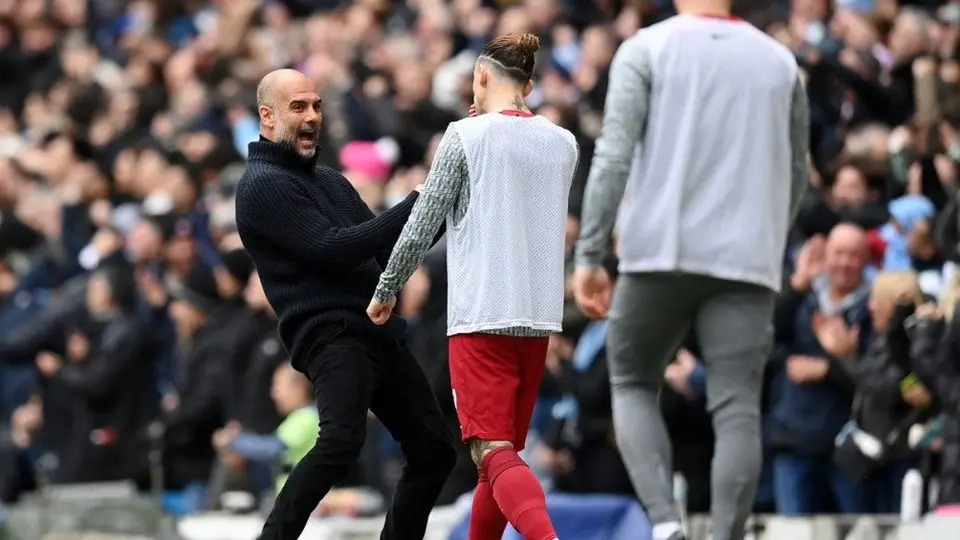 Pep Guardiola se burló y le festejó gol en la cara a jugadores del Liverpool