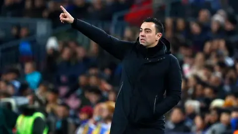 Xavi: 'He vivido como jugador las grandes remontadas del Real Madrid'