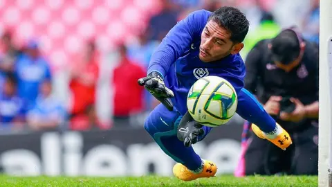 Cruz Azul: Chuy Corona llega a los 500 partidos con la Máquina