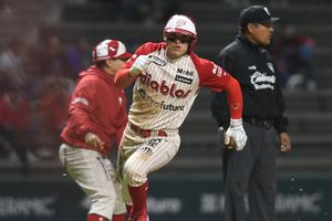 Diablos Rojos le da paliza a Dos Laredos con un Jesús Fabela que bateó doble ciclo
