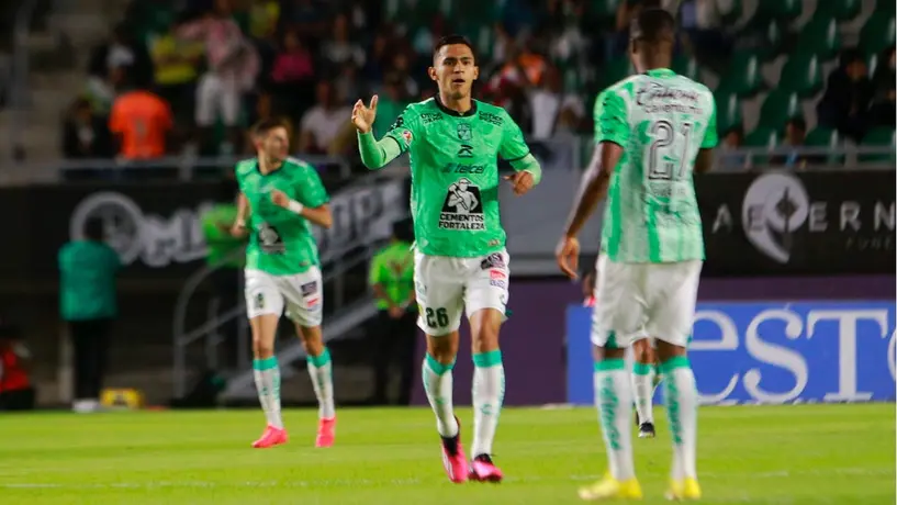 Jugadores de León, criticados por pedir narcocorrido del Chapo Guzmán en hotel de concentración