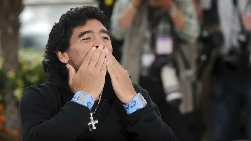 Hackean cuenta de Facebook de Diego Armando Maradona