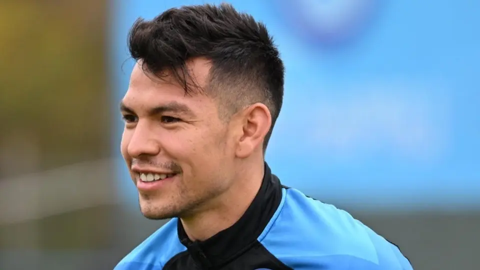 Le llueven felicitaciones al Chucky Lozano por el campeonato con Napoli