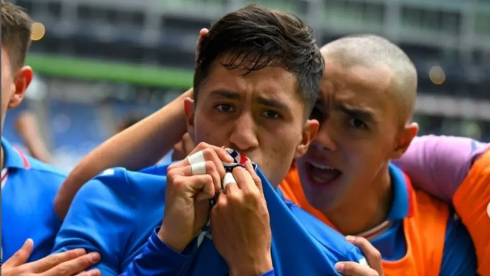 VIDEO: Por este botellazo al árbitro, jugador de Cruz Azul fue suspendido 12 partidos