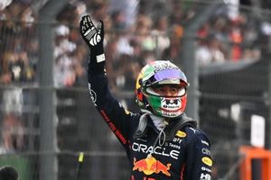 F1: Checo Pérez, tercer piloto con más vueltas, solo debajo de Fernando Alonso y Lewis Hamilton