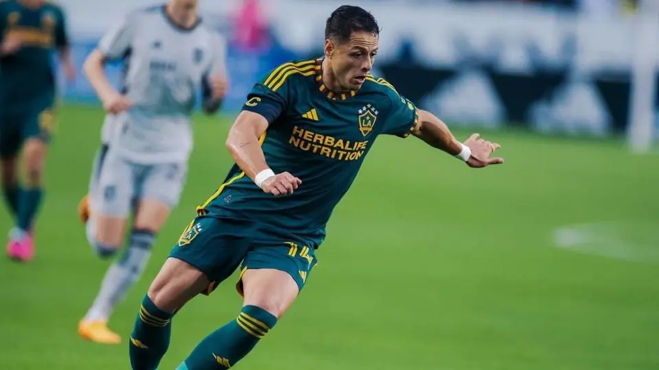 Chicharito, fuera toda la temporada con LA Galaxy