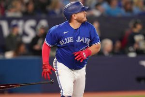 Alejandro Kirk sacude jonrón y Blue Jays supera a Mariners