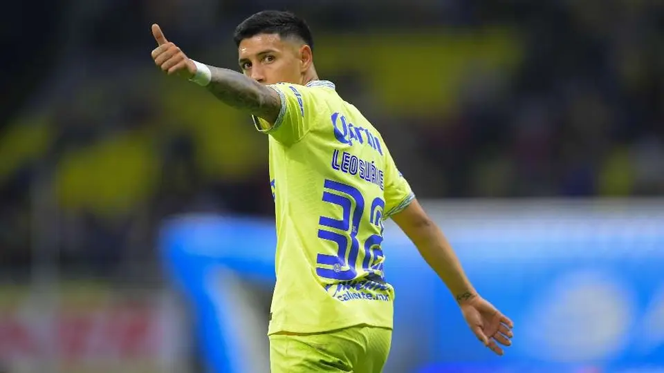 América: Alejandro Zendejas celebró eufórico golazo de Leo Suárez en la tribuna