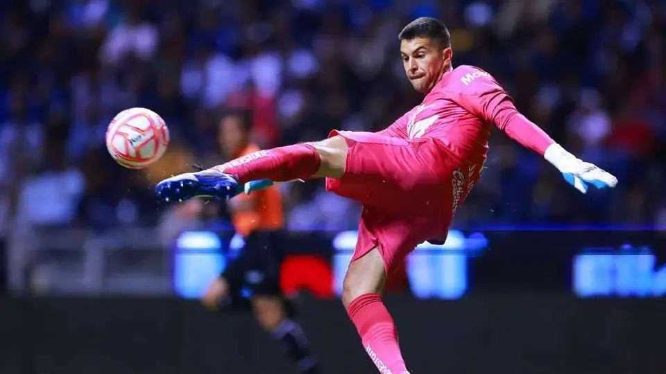 Pumas: Julio González sobre la competencia entre porteros: 'Que el que esté mejor juegue'