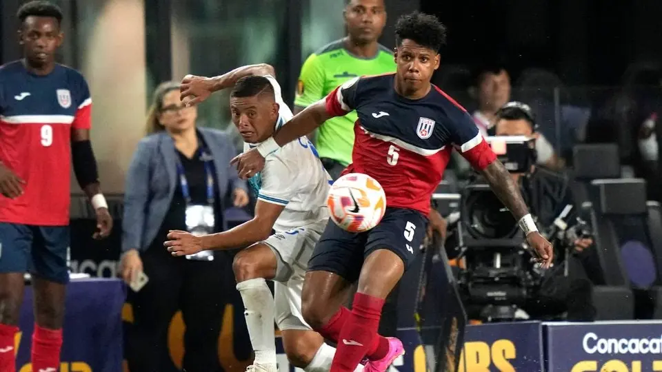 Copa Oro: Cuatro futbolistas cubanos escaparon de la concentración