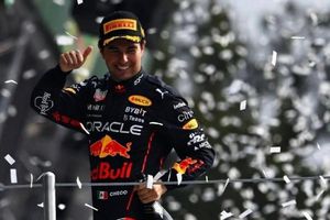 Checo Pérez: Celebra su cumpleaños 33 y le llueven felicitaciones