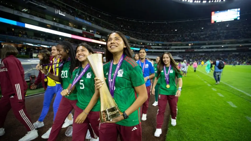 Jugadoras del Tri Femenil Sub 20 asistieron al Azteca para la Final de la Liga MX Femenil