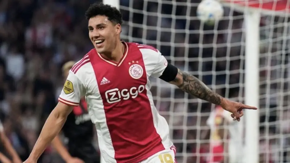 Jorge Sánchez es de los peores laterales en la Eredivisie; asegura la prensa neerlandesa