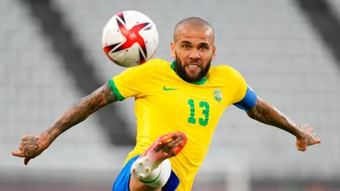 Dani Alves ingresará a prisión preventiva sin fianza, confirmó juzgado en Barcelona