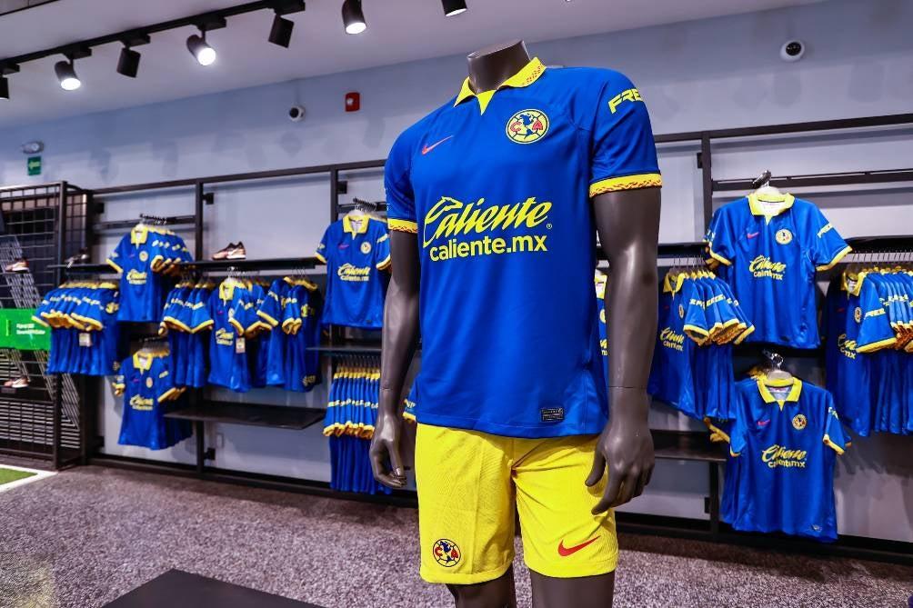 Las mejores fotos de la presentación del nuevo uniforme del América