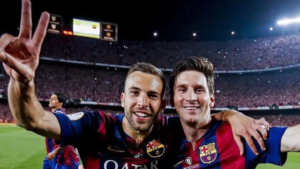 Leo Messi dedicó emotivo a Jordi Alba por su salida del Barcelona