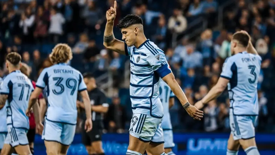 Alan Pulido convierte gol en su regreso a las canchas y le da la victoria a Sporting Kansas City