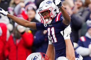 NFL: Patriots vencen a Dolphins y se meten de lleno por la pelea del wildcard