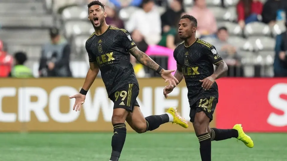 LAFC de Carlos Vela venció con facilidad a Vancouver en la Concachampions