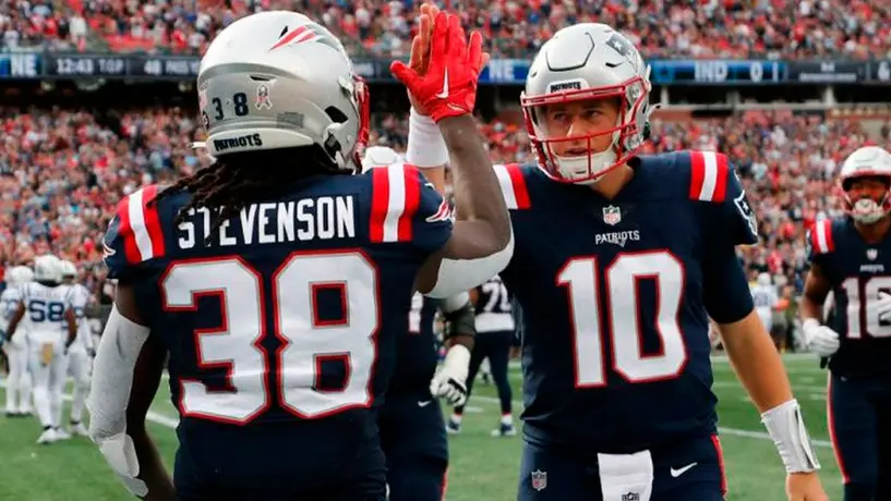 NFL: Patriots, a mantener viva la esperanza de Playoffs ante unos Bills inspirados por Hamlin