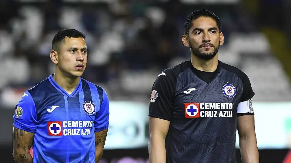Cruz Azul ofreció renovación a Jesús Corona y 'Cata' Domínguez; ellos no aceptan las condiciones