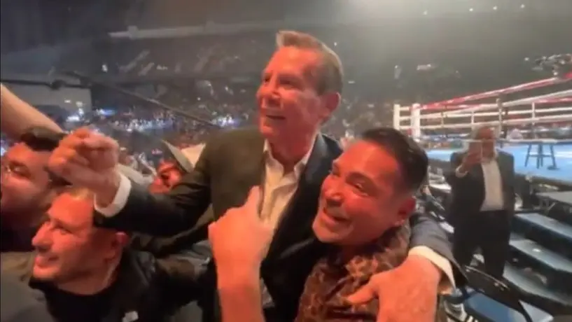 Julio César Chávez y Óscar de la Hoya se reencuentran en función de box en California