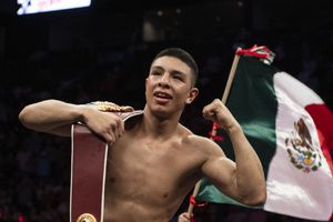Jaime Munguía: Eddie Hearn asegura que el mexicano no ganaría un solo round contra Bivol