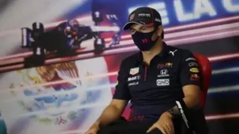 Checo Pérez relegado del Top 5 en el Ranking de la Fórmula 1