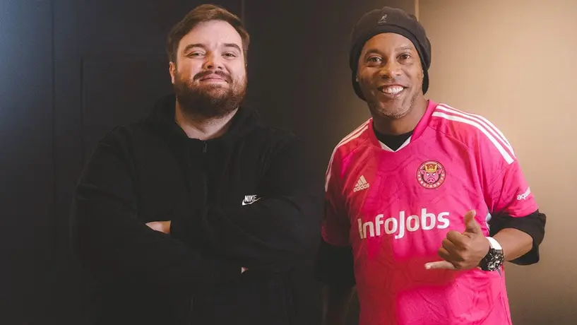 Kings League: Ibai Llanos presenta a Ronaldinho, nuevo jugador de Porcinos FC