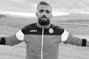 Murió futbolista tunecino que se inmoló luego de ser "injustamente acusado" de terrorismo