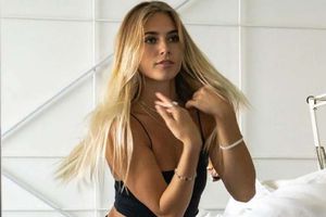 Exponen a Clara Chía tomando y haciendo twerking en plena calle