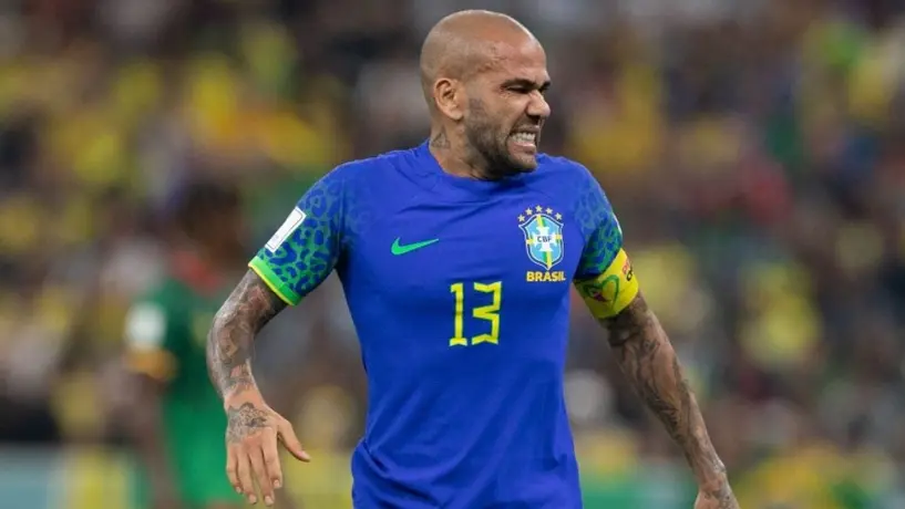 Dani Alves concede primera entrevista desde la cárcel: 'Yo la perdono'